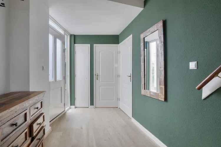 Ruime Tussenwoning Alkmaar Kindvriendelijk 4 Slaapkamers Zuidwest Tuin