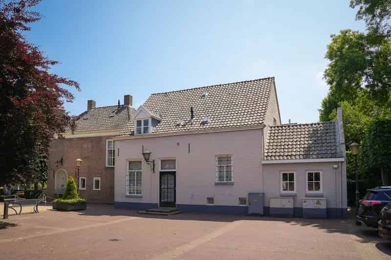 Huis te koop Esch: Monumentaal pand Dorpsstraat