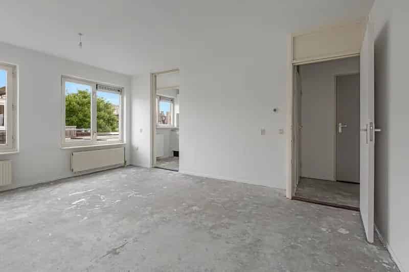 Amsterdam Centrum: Ruim 2-kamer appartement 47m2 nabij Haarlemmerdijk