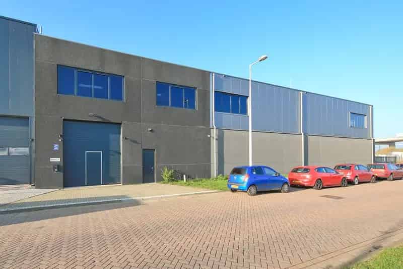 Bedrijfshal Amsterdam te huur 154m²