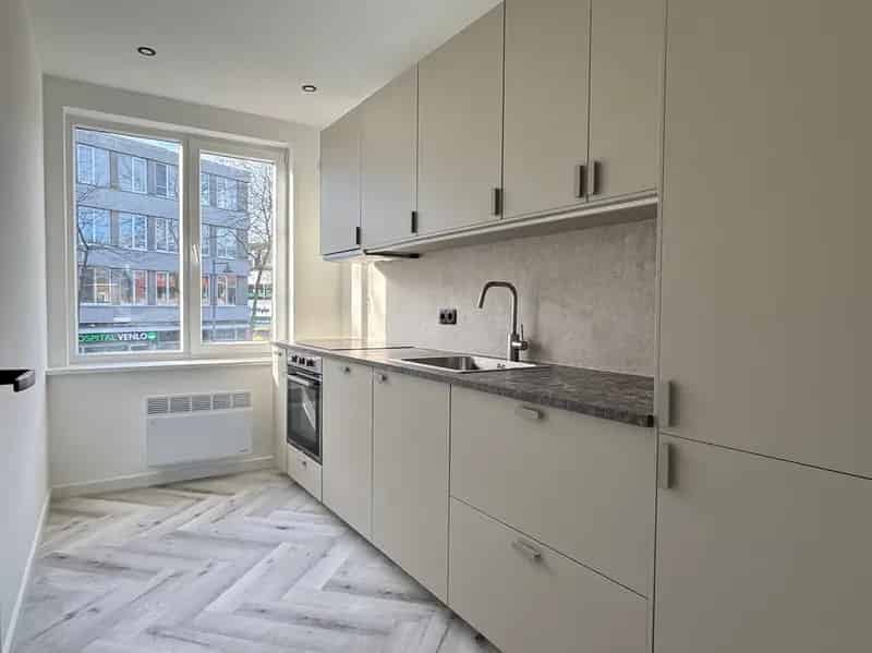 Ruime Bovenwoning Blerick Centrum 4 slaapkamers 2 badkamers Dakterras
