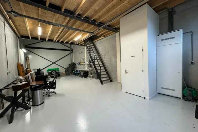 Bedrijfshal te Huur Bergambacht 130m²