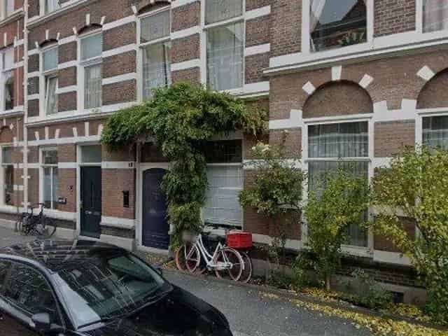 Huurwoning Den Haag: Ruim Herenhuis in Duinoord