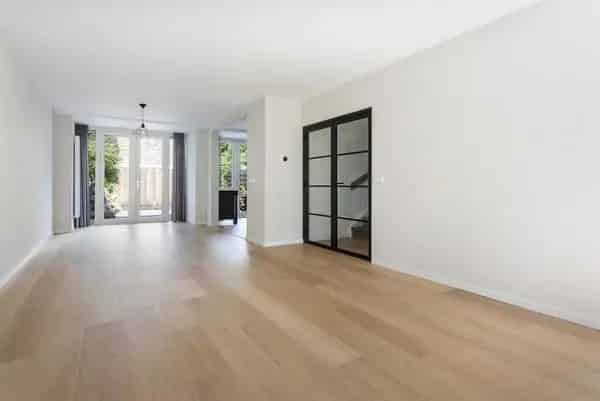5 Slaapkamers 2 Badkamers Gerenoveerd Huis Nabij ASH