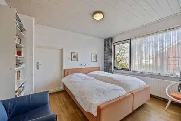 Vrijstaande woning 151m² 4 slaapkamers Rijensestraatweg 50