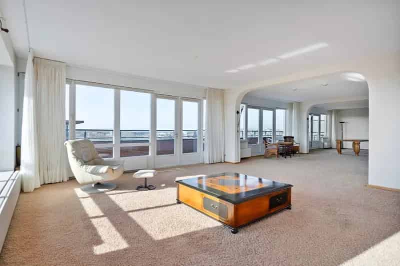 Luxe Penthouse Purmerend 175m2 Dakterras Panoramisch Uitzicht