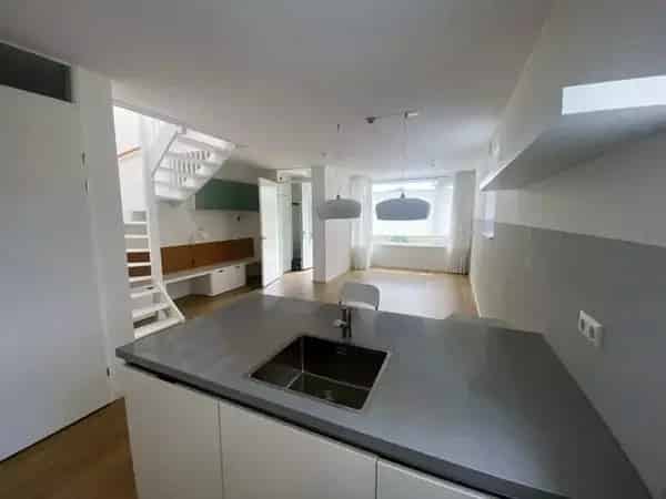 Moderne 4 Kamer Hoekwoning Leiden Groenoord Zuid