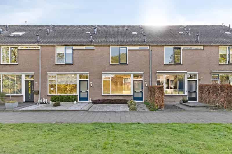 Groene gezinswoning Nederhoven renovatie nodig