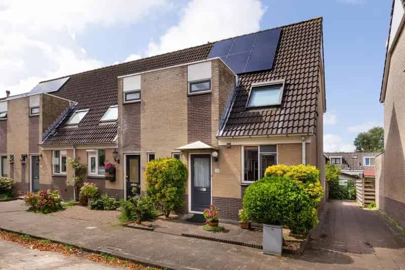 Huis te koop: Wilhelminastraat 18 1165 HA Halfweg | Funda