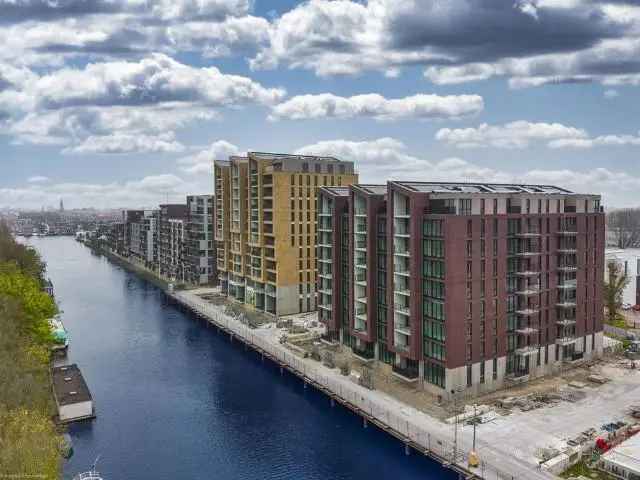 Luxe appartement Alkmaar 94m2 2 slaapkamers balkon aan het water
