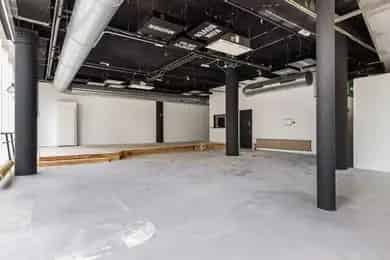 201m2 Winkelruimte te Huur Lelystad Centrum Nabij Gemeentehuis