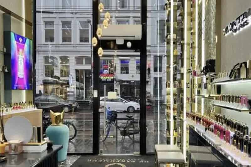 Belegging Rotterdam: Verhuurd Woon-Winkelpand Van Oldenbarneveltstraat