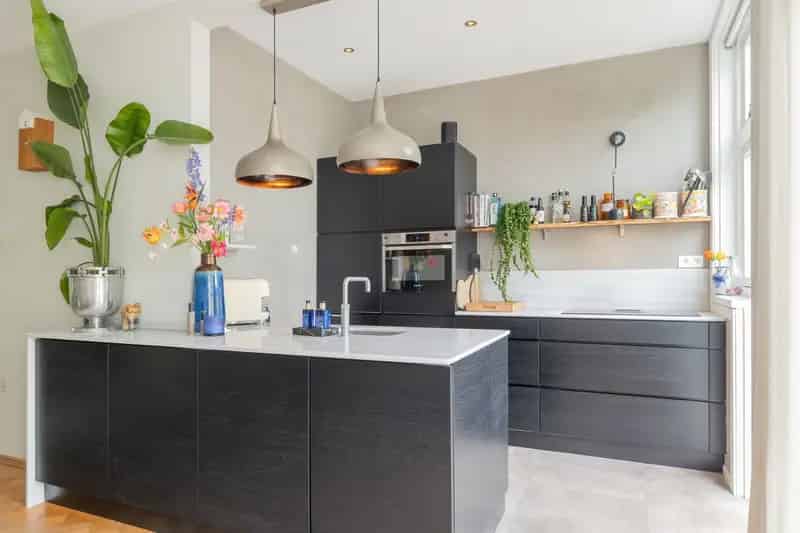 Jaren 20 woning te koop Heemstede 3 slaapkamers moderne keuken tuin