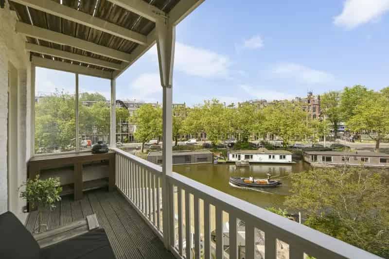 Jordaan Appartement 72m2 2 slaapkamers Balkon Eigen Grond