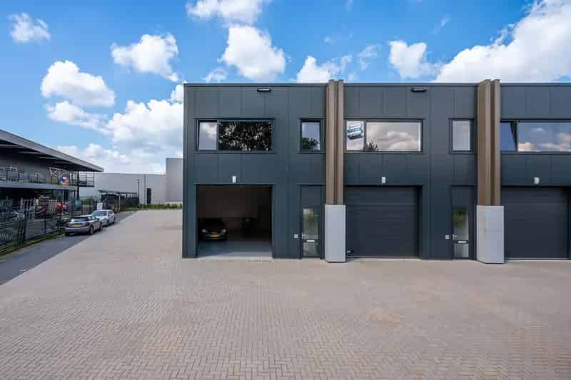 Bedrijfshal te koop Apeldoorn 107m²