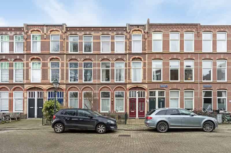 Appartement te koop Den Haag Newtonplein 2 slaapkamers