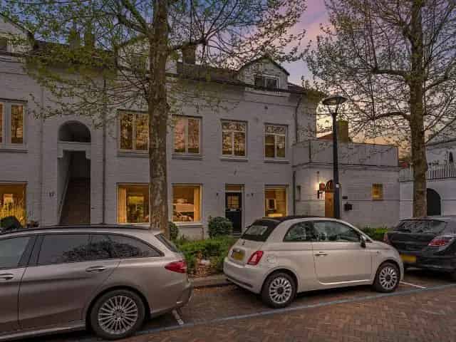 Benedenwoning Diemen 120m2 gerenoveerd tuin