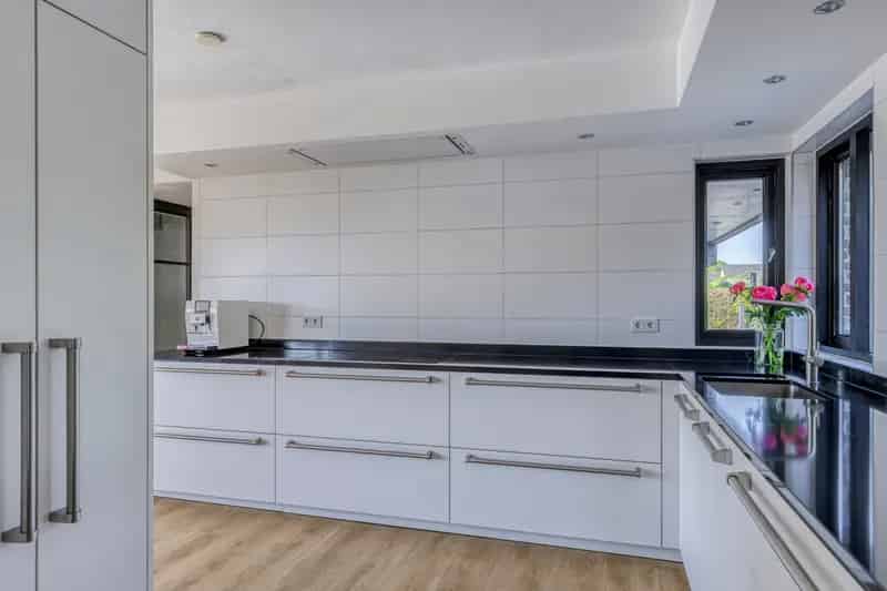 Ruime gezinswoning met tuinkamer en 32 zonnepanelen