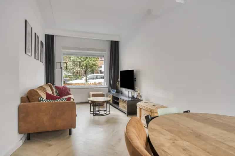 Gerenoveerde Tussenwoning nabij Piushaven Tilburg