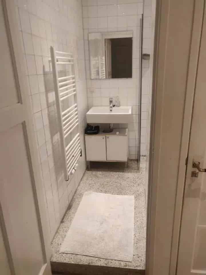 Kamer te Huur Amsterdam-West 8m2 Gemeubileerd Tuin
