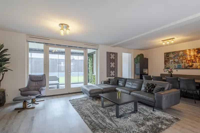 Luxe 2-onder-1-kapwoning Hardinxveld-Giessendam