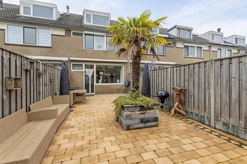 Ruime gezinswoning Zierikzee 4 slaapkamers diepe tuin