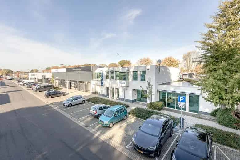 1037m2 Kantoorruimte te Huur Eindhoven