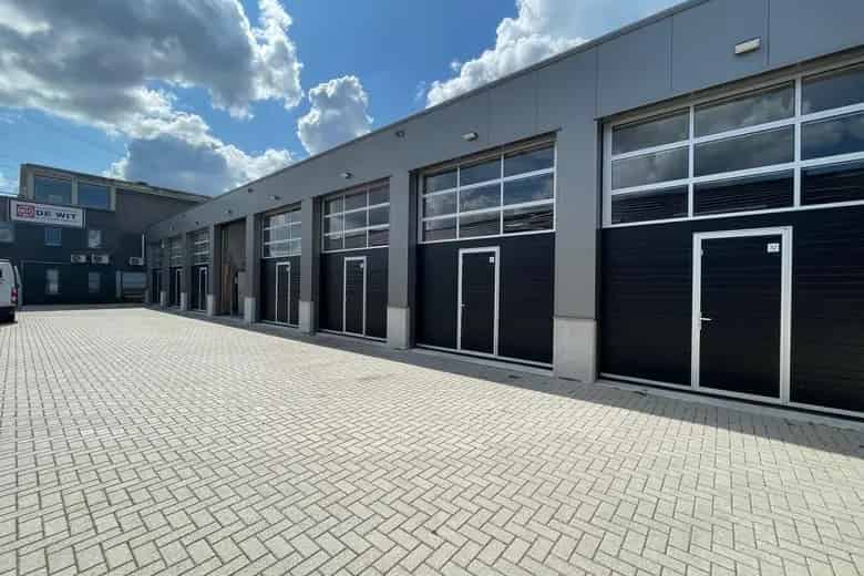 62m2 Bedrijfsruimte te Huur Breda