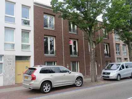 3 Kamer Huis 67m2 Grachtengordel Gemeubileerd