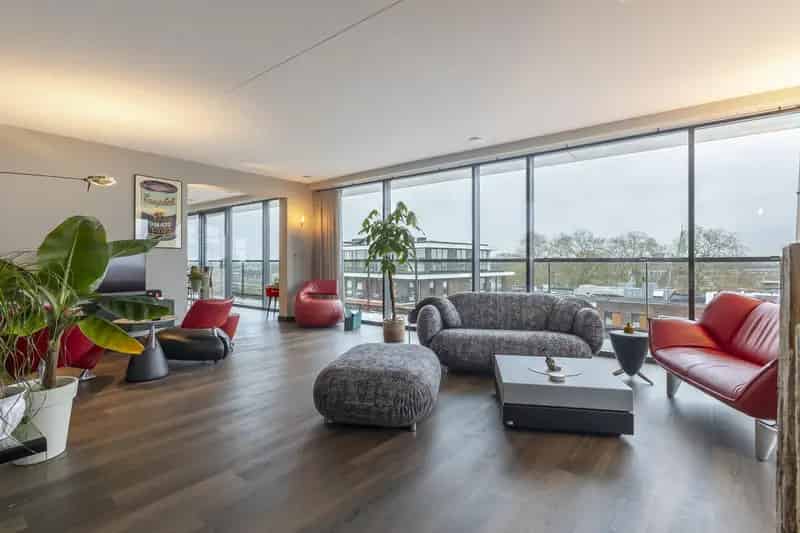 Luxe Penthouse Sliedrecht 160m2 3 slaapkamers 2 dakterrassen