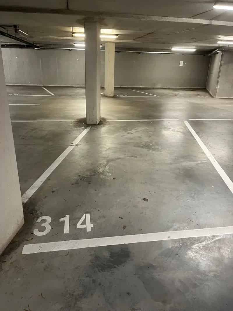 Parkeerplaats te Koop Nijmegen Centrum Scholenhof