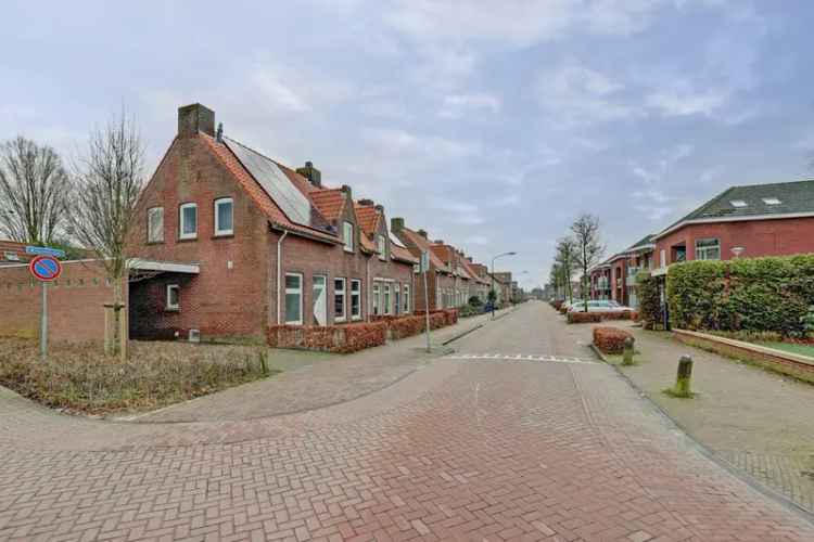 Huis Te Koop in 5, Kruisstraat, Reusel, Noord-Brabant