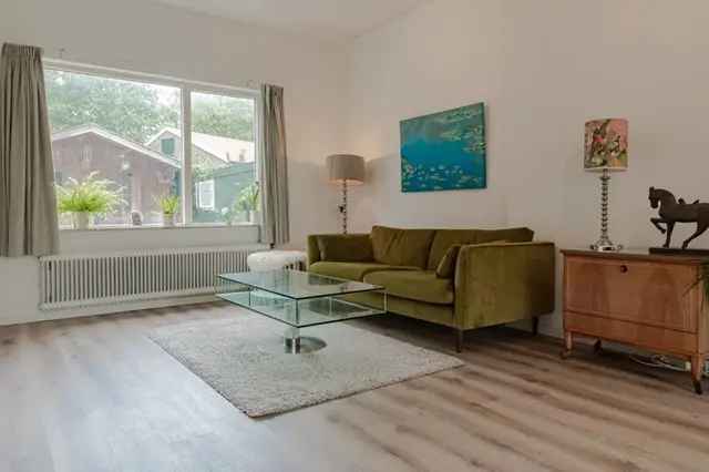 Te Huur: 5 Kamer 2 Onder 1 Kap Woning Bergen NH
