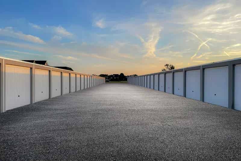 Garagebox te huur in Made 21m2  24 7 beveiliging