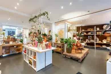 133m2 Winkelruimte Santpoort Noord te Koop