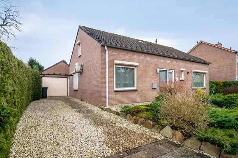 Vrijstaande Bungalow Millingen aan de Rijn 4 slaapkamers