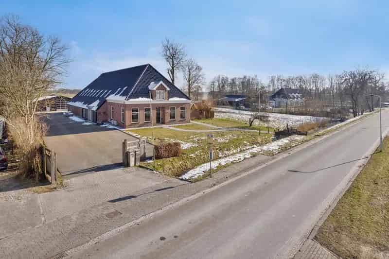 Woonboerderij Drachten: Wonen en Werken Combinatie