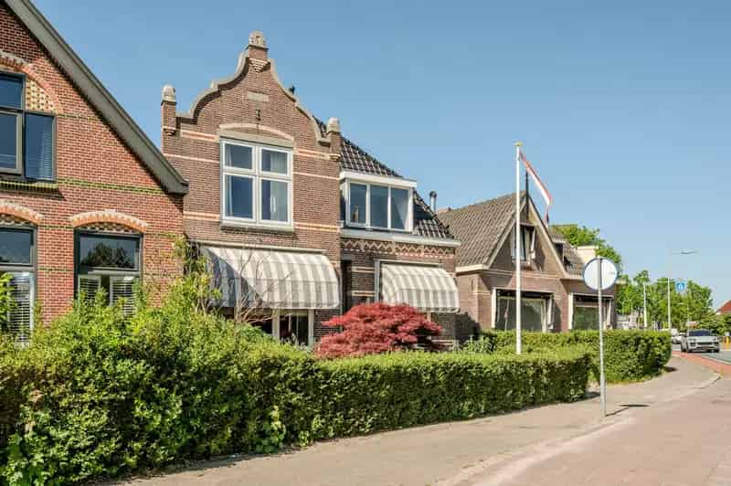 Huis te koop Rijnsburg 300m2: B&B Praktijk Dubbele Bewoning