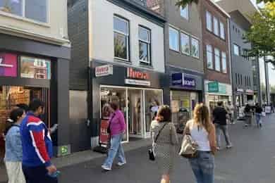 150 m2 Winkelruimte te Huur Zaandam