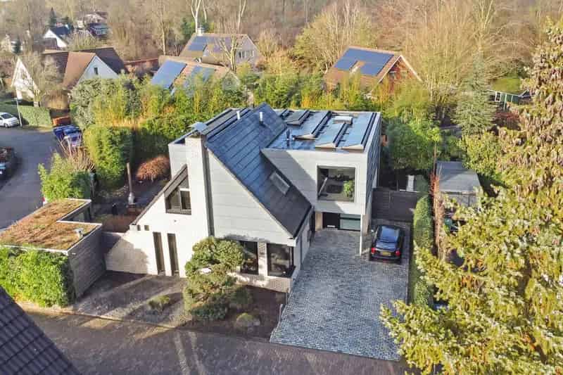 Luxe woning Almere Haven 4 slaapkamers grote tuin sauna
