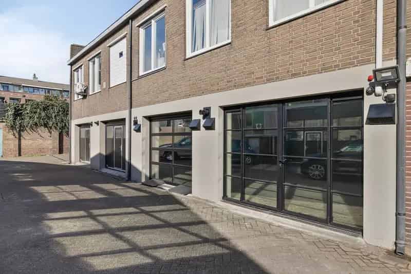 Kantoorruimte Bussum 125m2 inclusief opslag en parkeerplaats