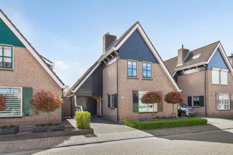 5 Slaapkamers Vrijstaande Woning Steenbergen Ruime Tuin Garage Zonnepanelen