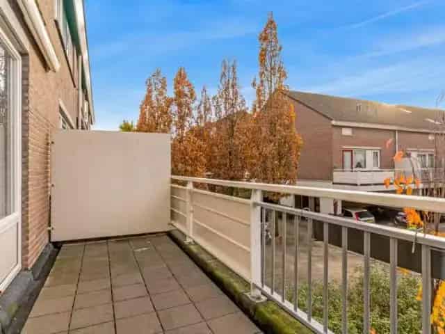 3-kamer appartement Hoorn: Balkon, Luxe Keuken, Moderne Afwerking