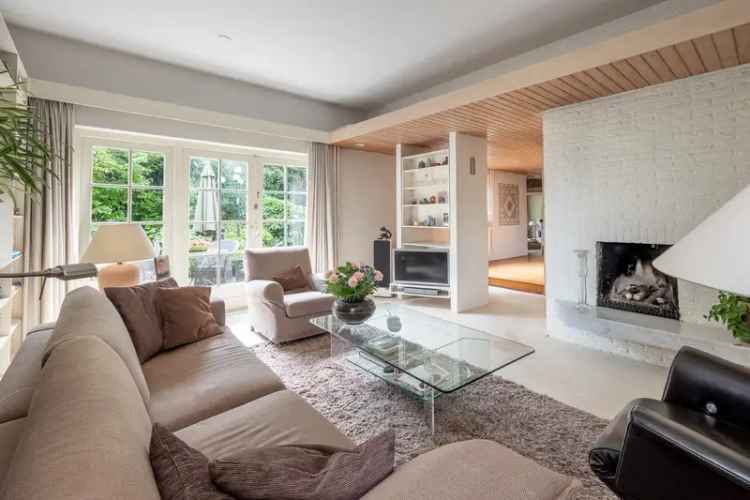 Huis te koop Molenweg Laren NH 247m2 ruim bijgebouw