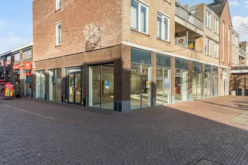 Winkel te Huur Borne Nieuwe Markt A Locatie 199m2