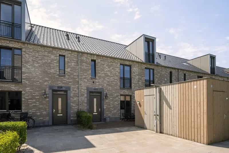 Moderne Tussenwoning 3 Slaapkamers 's-Gravenzande
