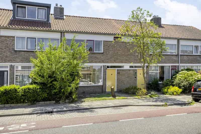 Lichte woning Bloemenbuurt 92m2 tuin schuur starters klussers