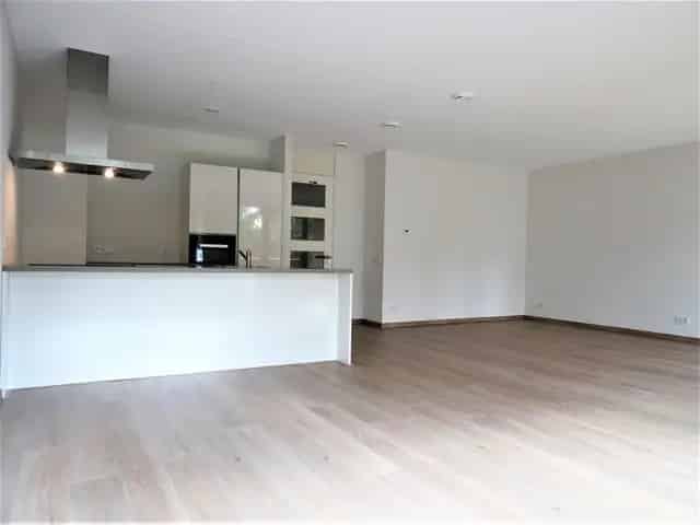 Portiekflat Utrecht Noordoost 3 kamers 106m2
