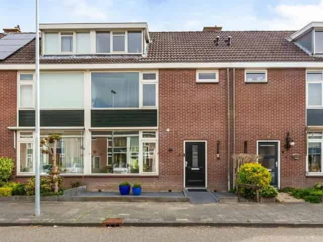 Gerenoveerde 5 Slaapkamer Eengezinswoning Woerden