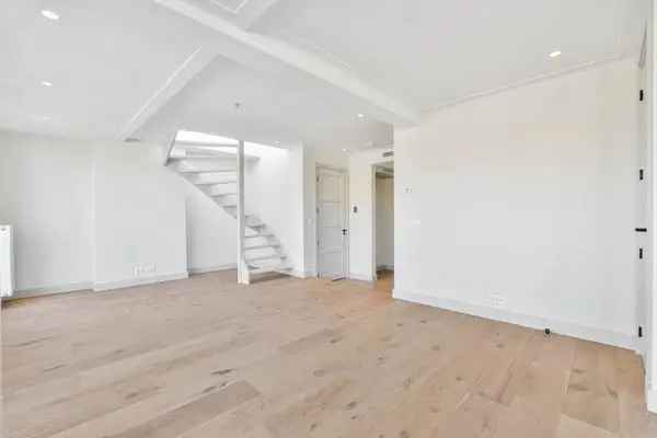 Appartement Rivierenbuurt 65m2 Balkon Dakterras 49m2